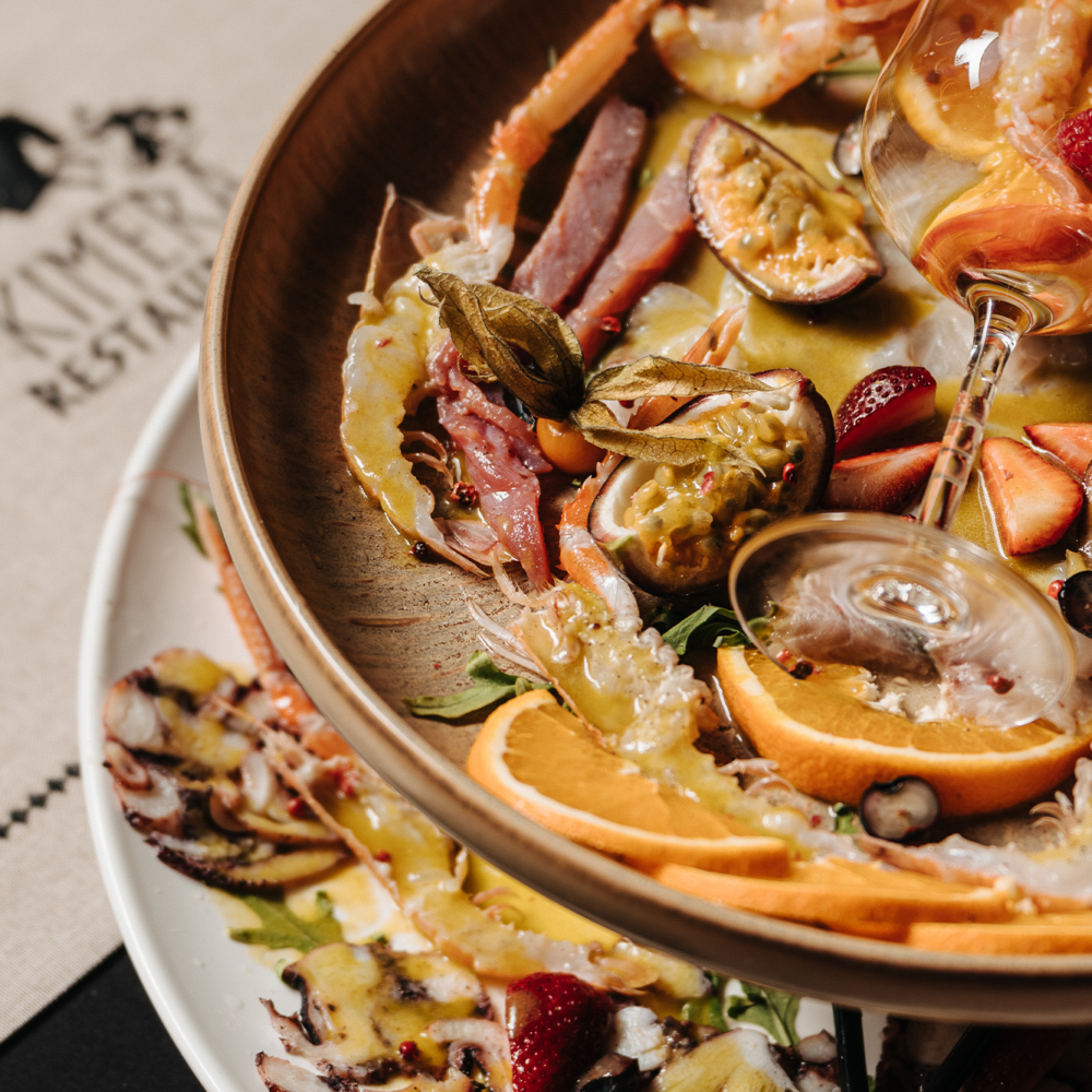 Crudo mix (2 persons)